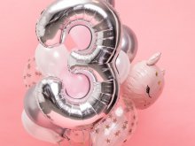 Balionų puokštė - 15 balionų, skaičius ir katinėlis Balionų puokštė - 15 balionų, skaičius ir katinėlis